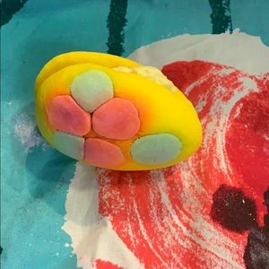 Cream Egg Bubble Bar